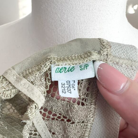 Aerie Green Lace Unlined Triangle Bralette Small Strappy No Padding Lace Bra - Picture 4 of 5